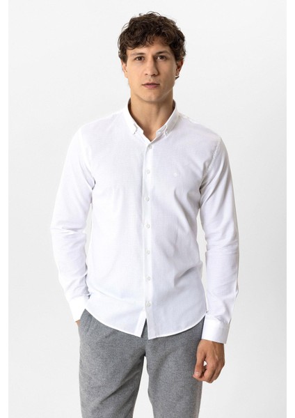 Beyaz Slim Fit Armürlü %100 Pamuk Gömlek