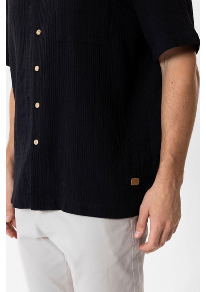 Siyah Relaxed Fit Küba Yaka Kısa Kollu Gömlek fırsatları