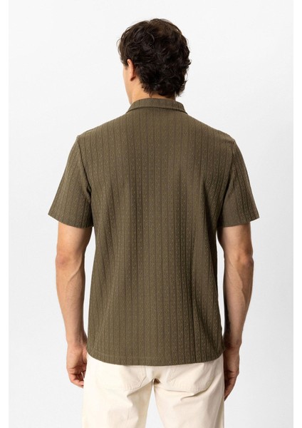 Haki Regular Fit Kısa Kollu Desenli Örme Gömlek indirimleri