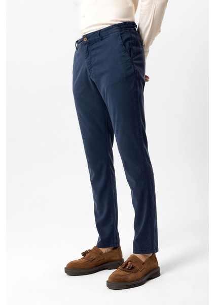 Lacivert Slim Fit Pamuklu Beli Bağcıklı Yan Cep Chino Pantolon modelleri