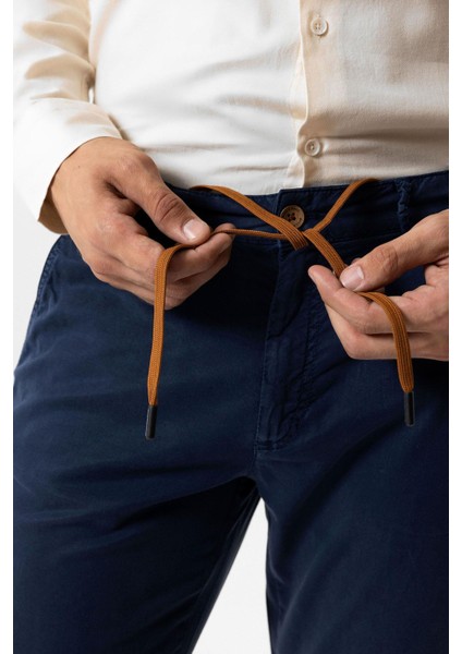 Lacivert Slim Fit Pamuklu Beli Bağcıklı Yan Cep Chino Pantolon