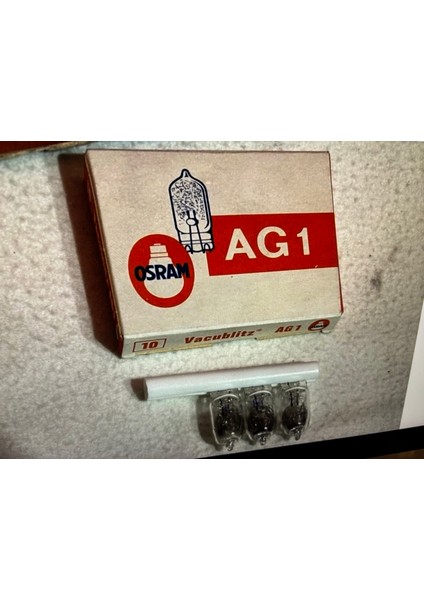 Agfa Synchro Blitzer - Yelpaze Flaş ve Lambaları Kutusunda