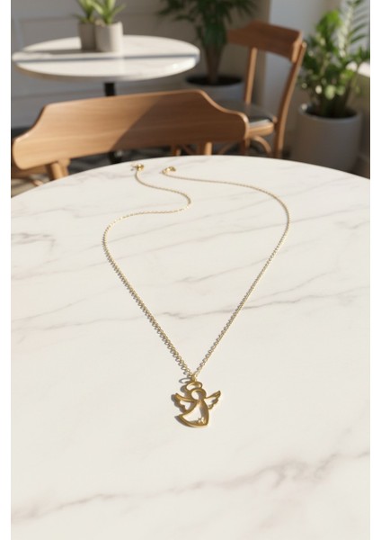 Melek Figürlü Zirkon Taşlı 14 Ayar Altın Kolye