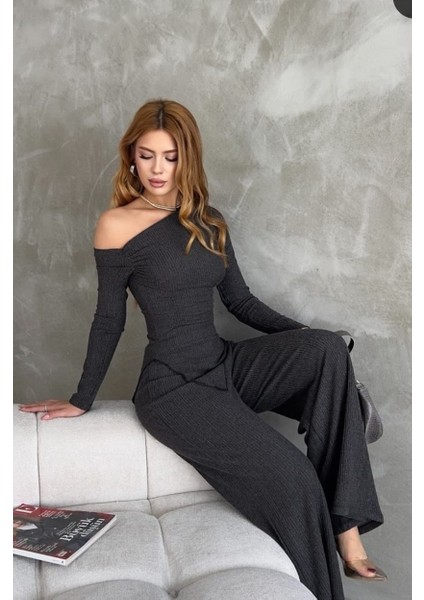 Kadın Alt-Üst Omuzu Açık Modern Şık Pantolon Bluz Takım