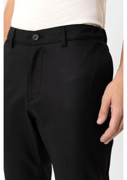 Siyah Smart Fit Jogger Pantolon fırsatları
