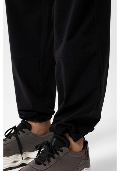 Siyah Relaxed Fit Beli Lastikli Jogger Pantolon fırsatları