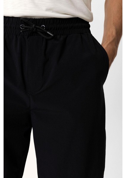 Siyah Relaxed Fit Beli Lastikli Jogger Pantolon indirimleri