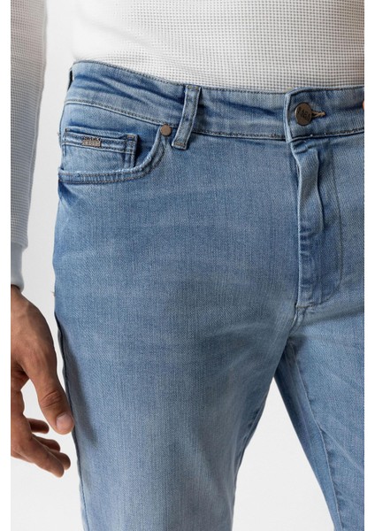 Açık Mavi Slim Fit 5 Cepli Pamuklu Denim Pantolon fırsatları