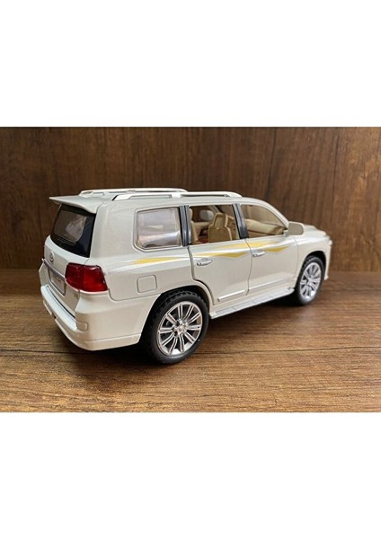 Toyota Land Cruıser Jip Araba Kapıları Bagaj ve Kaput Açılır Işıklı ve Sesli Toyota Land Cruiser indirimleri