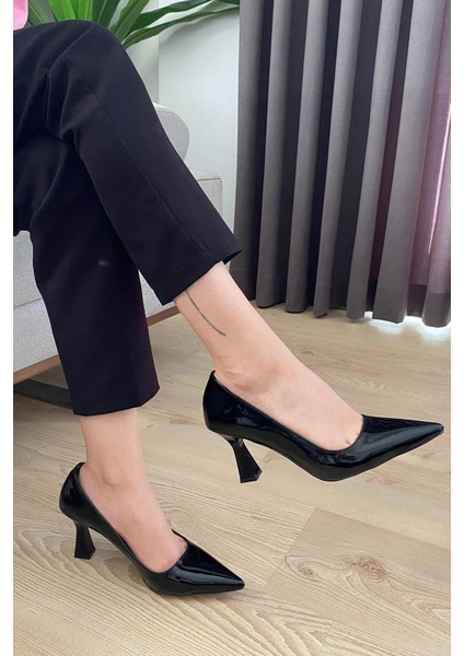 Kadın Samba Siyah Rugan 7 cm Ince Topuklu Stiletto fırsatları