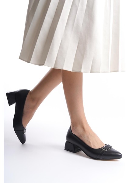 Kadın Katra 4 cm Kalın Topuklu Düz Toka Deyatlı Klasık Ayakkabı modelleri