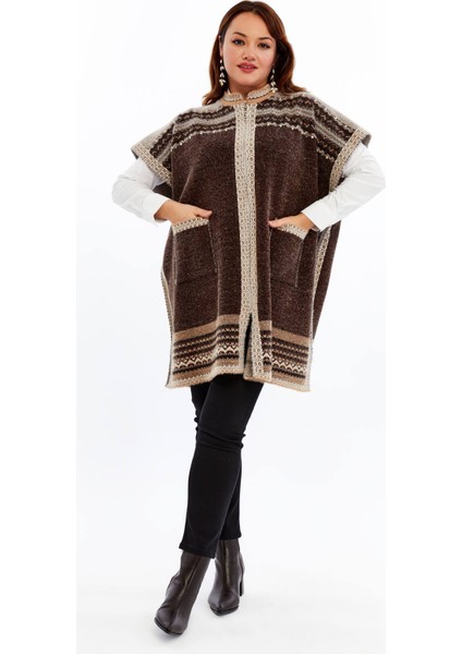 Triko Kadın Büyük Beden Sakallı Panço Yarasa Kollu Kışlık Yünlü Çok Kalın Anne Hırka