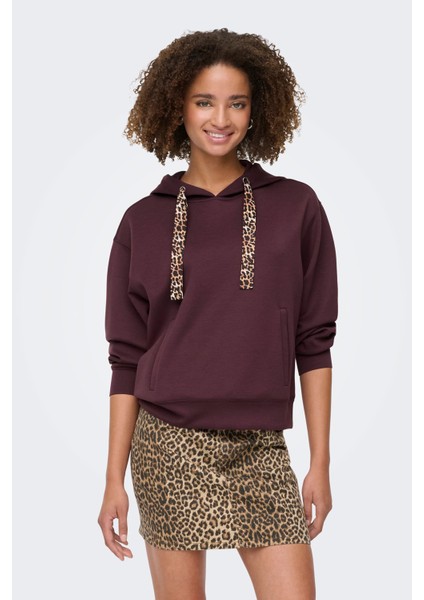 Onlalina Regular Fit Kapüşon Yaka Sweat Bayan Sweat 15364546 fırsatları