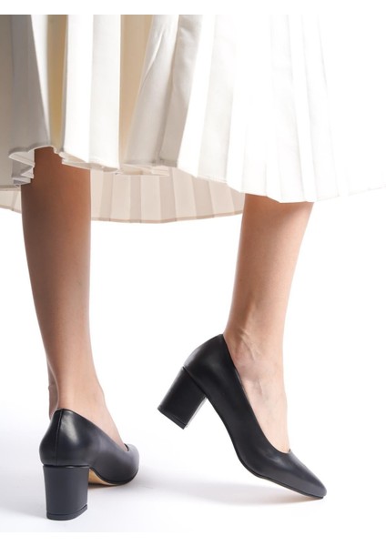 Kadın Camila Sitah Deri 6 cm Kalın Topuklu Hafif Sivri Burunlu Klasık Ayakkabı modelleri