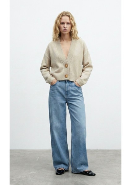 Kadın Oversize Gold Düğmeli Triko Hırka