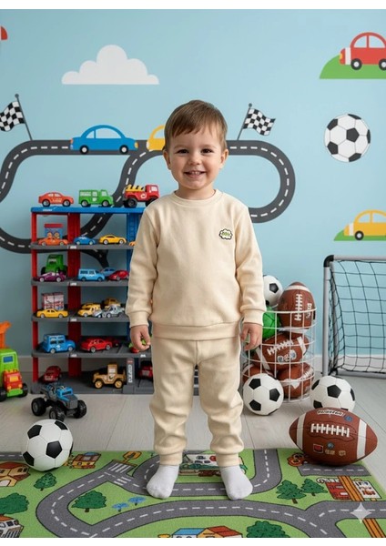 Mevsimlik Unisex Alt Üst Pamuklu ve Likralı Gündelik Eşofman Takımı 1-5 Yaş indirimleri