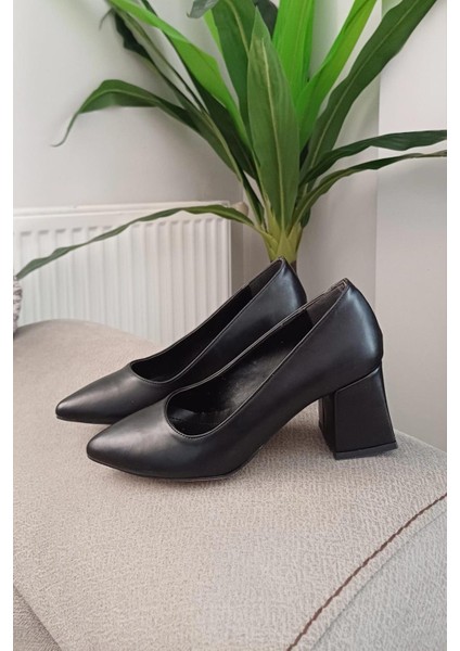 Kadın Nova Siyah Cilt 6,5 cm Kalın Topuklu Stiletto fiyatları