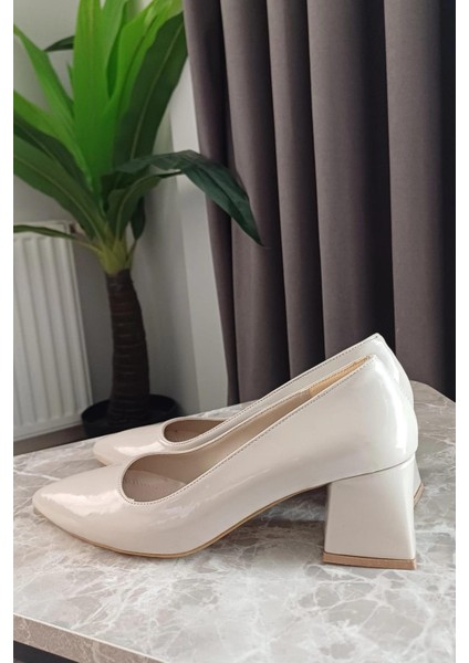 Kadın Nova Krem Rugan 6,5 cm Kalın Topuklu Stiletto