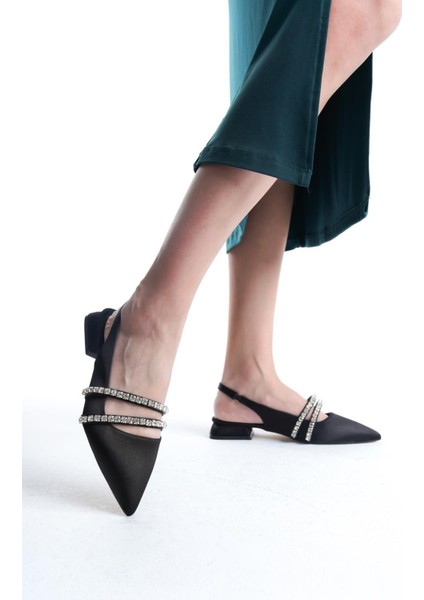 Kadın Linda Siyah Saten Iki Sıra Taşlı Arkası Acık 2 cm Topuklu Sivri Burun Babet