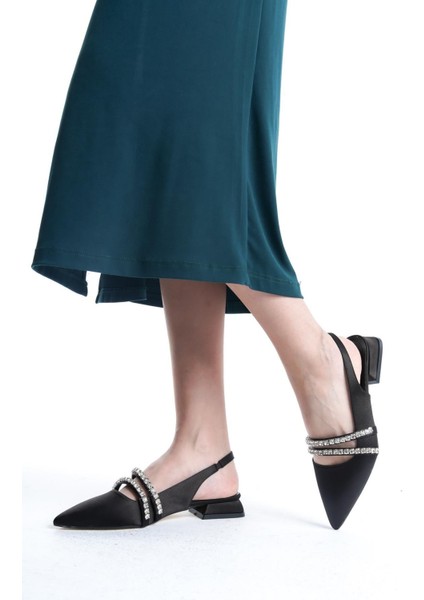 Kadın Linda Siyah Saten Iki Sıra Taşlı Arkası Acık 2 cm Topuklu Sivri Burun Babet modelleri