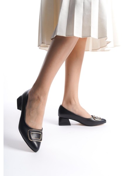 Kadın Katra Siyah Deri Kare Toka Detaylı 4 cm Kalın Topuklu Klasık Ayakkabı modelleri