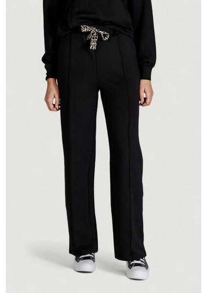 Onlalina Regular Fit Normal Bel Düz Paça Pantolon Bayan Pantolon 15364554