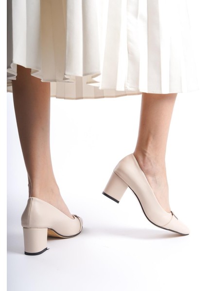 Kadın Verta Krem Deri 6 cm Kalın Topuklu Toka Deyatlı Hafif Sivri Burunlu Klasık Ayakkabı fırsatları