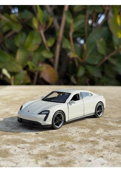 Porsche Taycan Turbo S Koleksiyon Metal Araba 12CM Lüks Araba Krem Oyuncak Araba Metal Model Araba modelleri