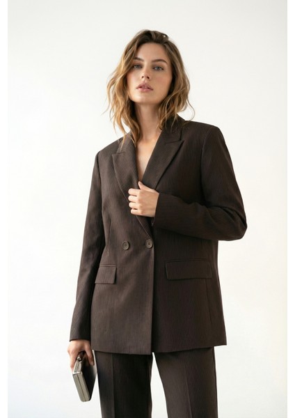Kadın Çift Düğmeli Çizgili Blazer Ceket