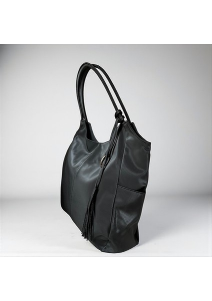 Paraşüt Kumaş Kadın Omuz Çantası – Frezya Model – Astarlı – Fermuarlı – 43X36X8 cm – Latte / Açık Krem / Siyah modelleri