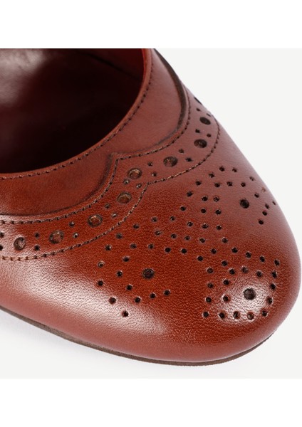 Yumuşak Tabanlı Deri Topuklu Ayakkabı