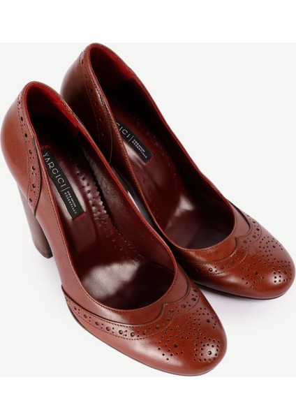 Yumuşak Tabanlı Deri Topuklu Ayakkabı