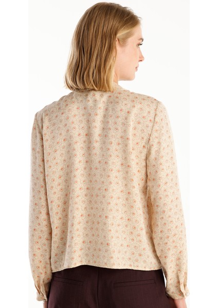 Çift Düğmeli Gömlek