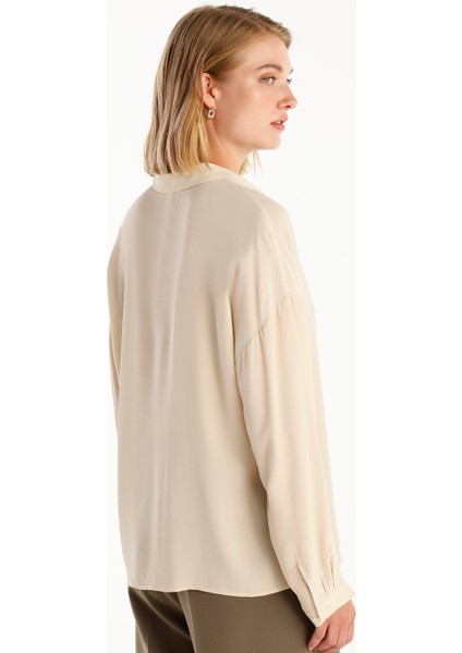 Geniş Manşetli Gömlek