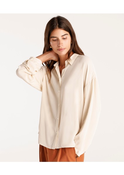 Geniş Manşetli Gömlek