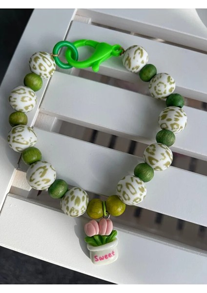 Yeşil Çiçekli Charmı ile Sevimli Köpek Kolyesi / Tasması modelleri