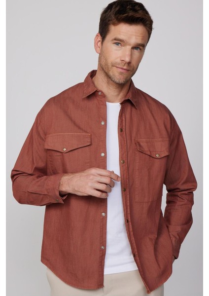Relax Fit Rahat Kesim Denim Kot Parça Boyalı Çift Cep Kapaklı Çıtçıtlı Erkek Kahverengi Gömlek
