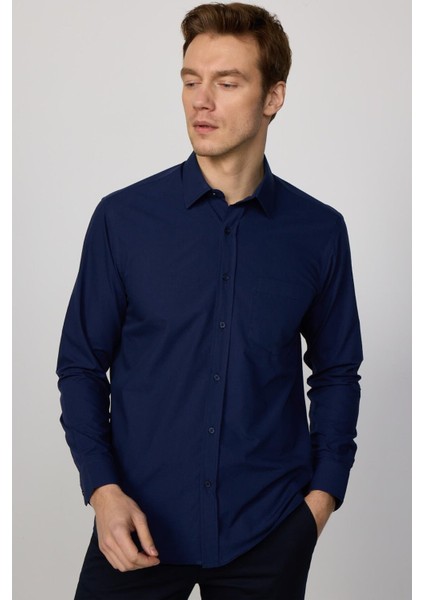 Klasik Fit Uzun Kollu Pamuklu Kolay Ütü Düz Lacivert Erkek Gömlek
