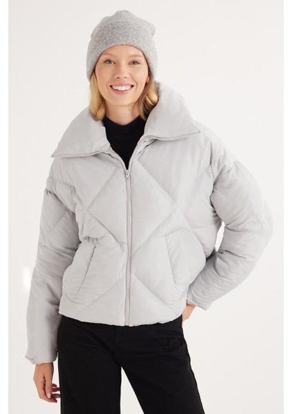 Kadın Oversize Geniş Kesim Şişme Dik Yaka Gri Mont