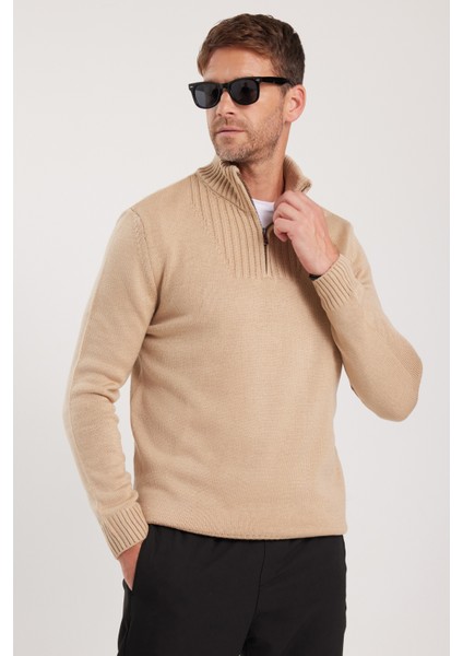 Erkek Slim Fit Dar Kesim Armürlü Fermuarlı Taş Dik Yaka Kazak