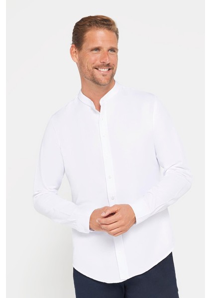 Erkek Slim Fit Dar Kesim Pamuklu Kolay Ütü Beyaz Hakim Yaka Gömlek