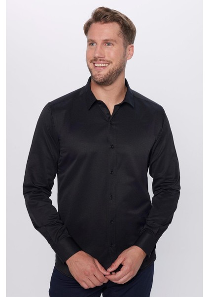 Erkek Modern Fit Dar Kesim Pamuklu Kolay Ütü Armürlü Siyah Gömlek