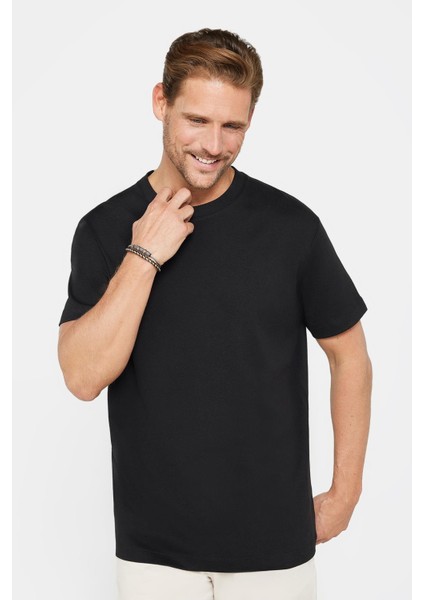 Relax Fit Rahat Kesim %100 Pamuk Yumuşak Dokulu Basic Bisiklet Yaka Siyah Tişört