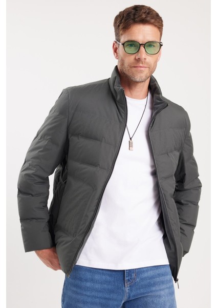 Erkek Regular Fit Normal Kesim Kaz Tüyü Çift Cepli Fermuarlı Haki Mont