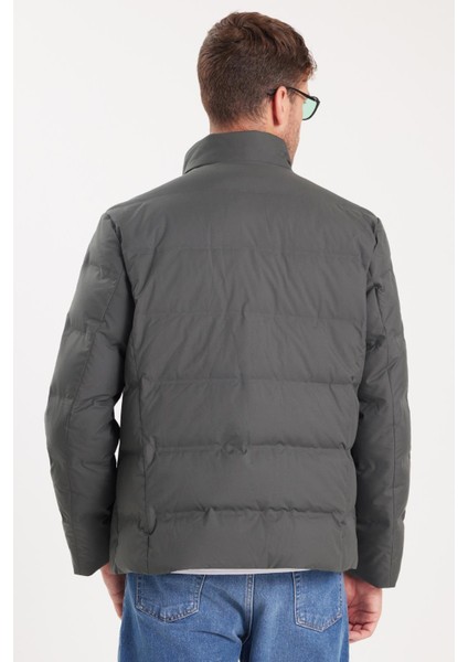 Erkek Regular Fit Normal Kesim Kaz Tüyü Çift Cepli Fermuarlı Haki Mont