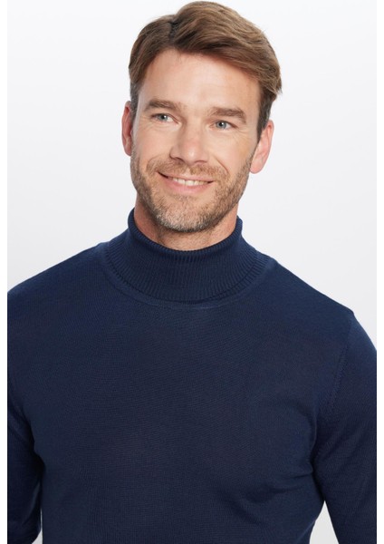 Erkek Slim Fit Dar Kesim Tam Balıkçı Yaka Düz Yün Lacivert Triko Kazak