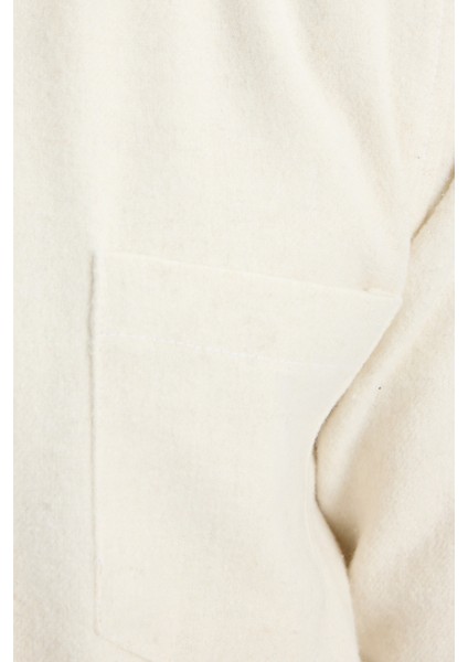 Erkek Regular Fit Klasik Kesim Düz Cepli Ekru Oduncu Gömlek