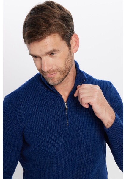 Erkek Slim Fit Dar Kesim Fermuarlı Lacivert Dik Yaka Triko Kazak