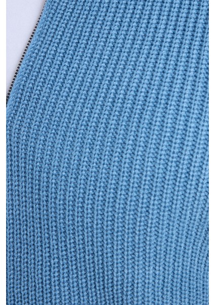 Erkek Slim Fit Dar Kesim Fermuarlı İndigo Dik Yaka Triko Kazak