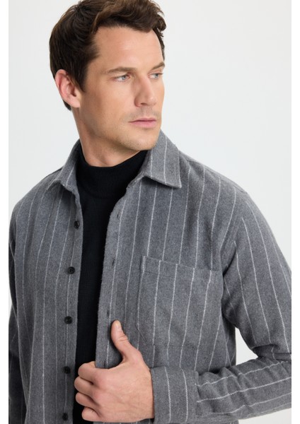 Erkek Regular Fit Klasik Kesim Çizgili Çift Cep Kapaklı Oduncu Gömlek fiyatları